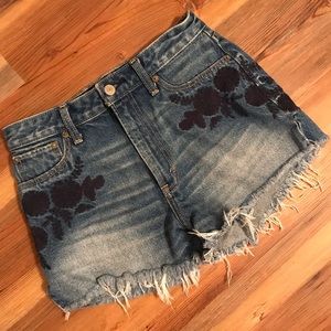 Abercrombie & Fitch high waisted shorts